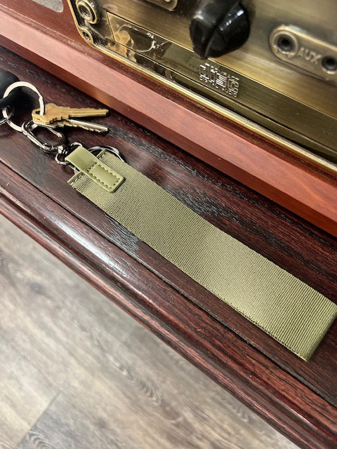 Wristlet Lanyard Keychain