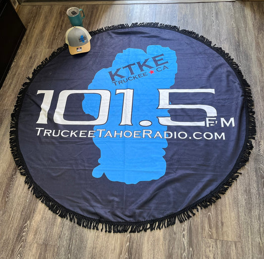 60" 101.5 Lake Tahoe Round Towel