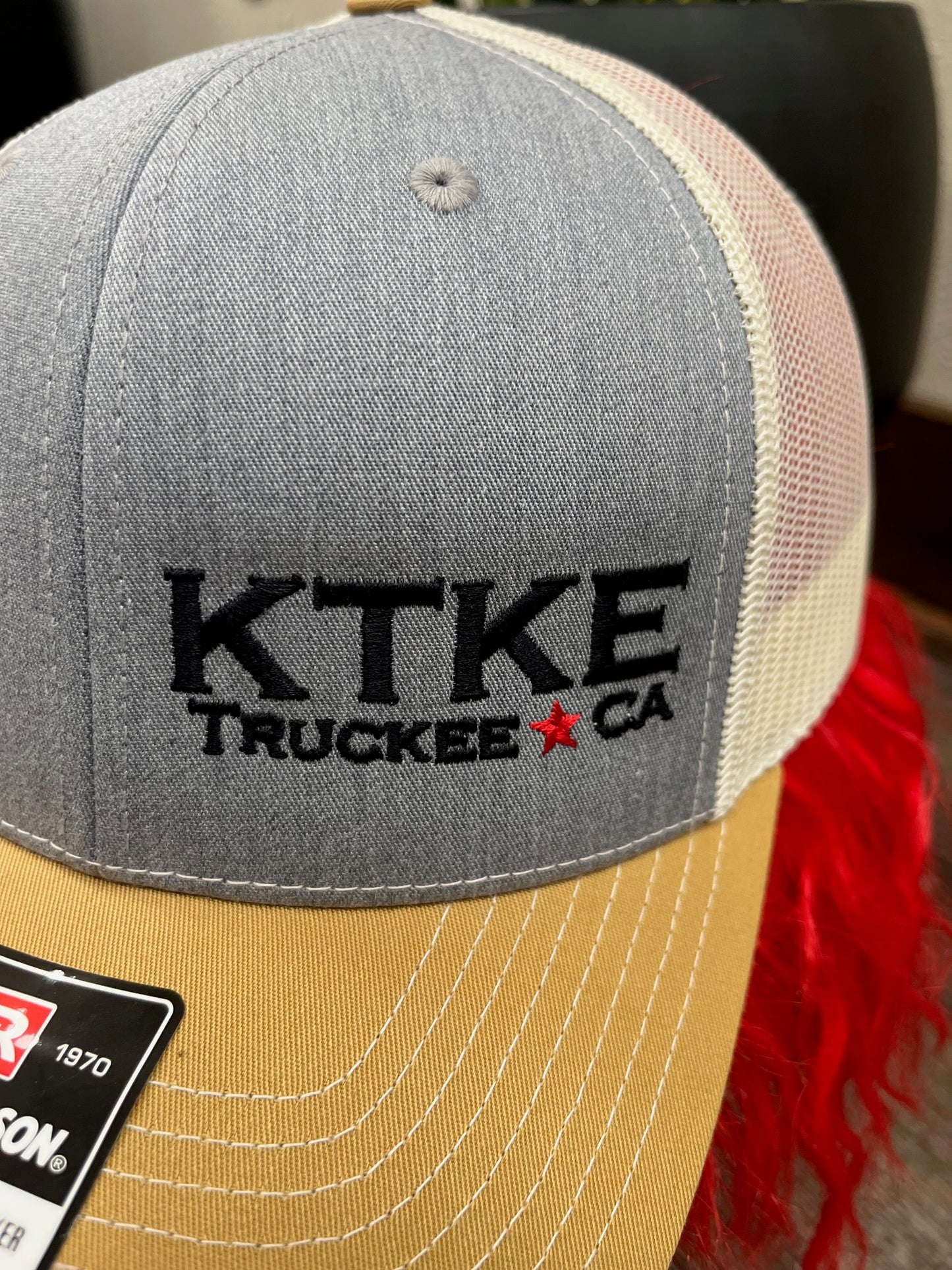 New KTKE logo Grey/Mustard hat